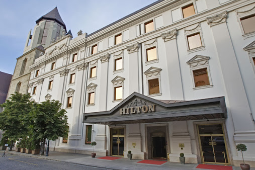 Hotel Hilton, Gallery